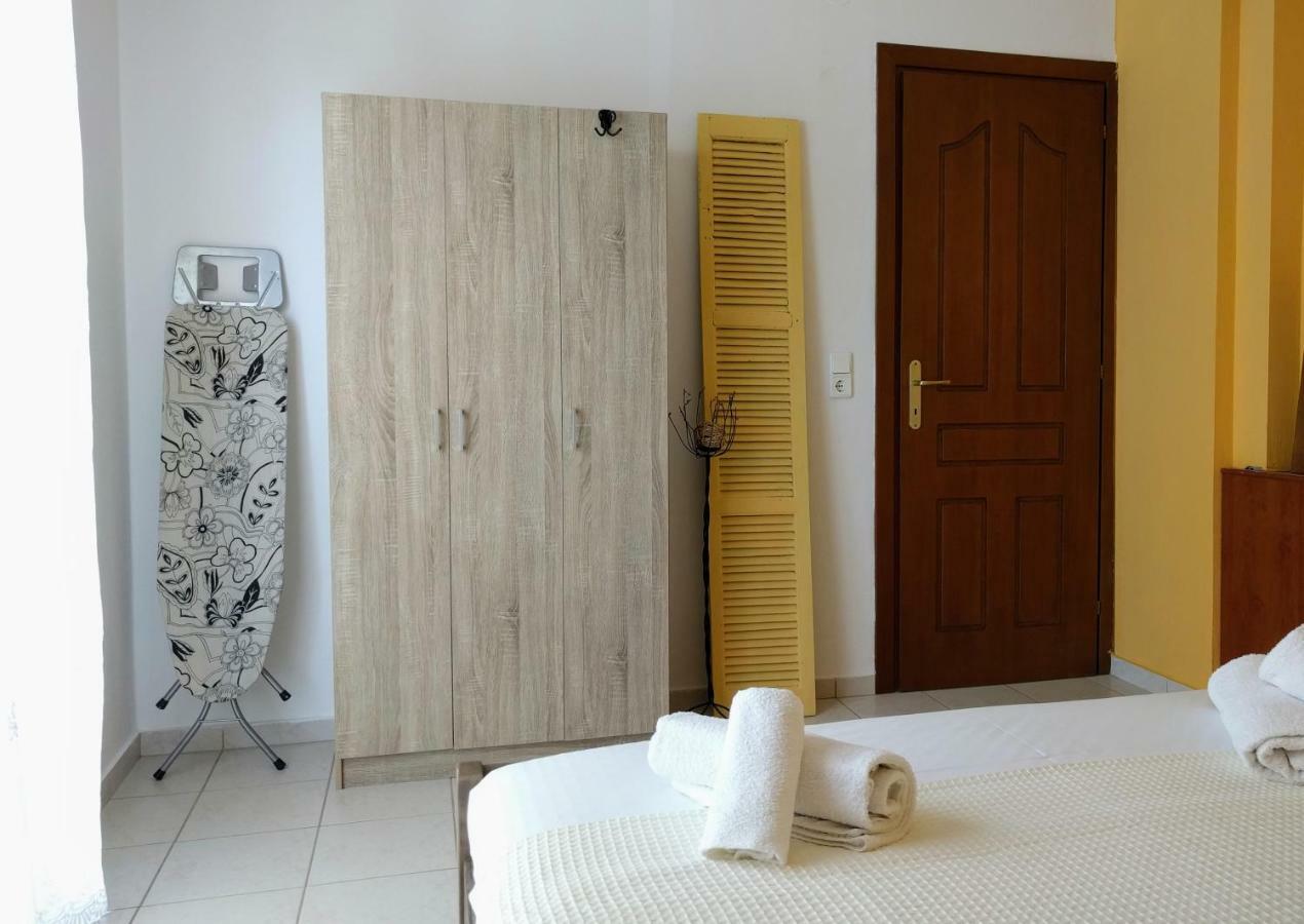 Dimitris Luxury Apartment Keramoti  Exteriör bild